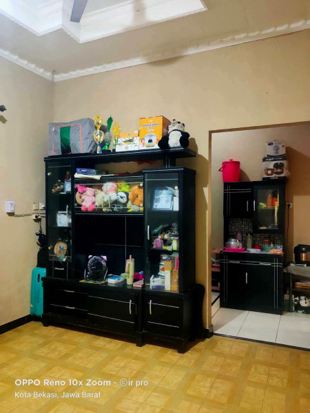 Di Jual Rumah Dan Kios — Foto 4