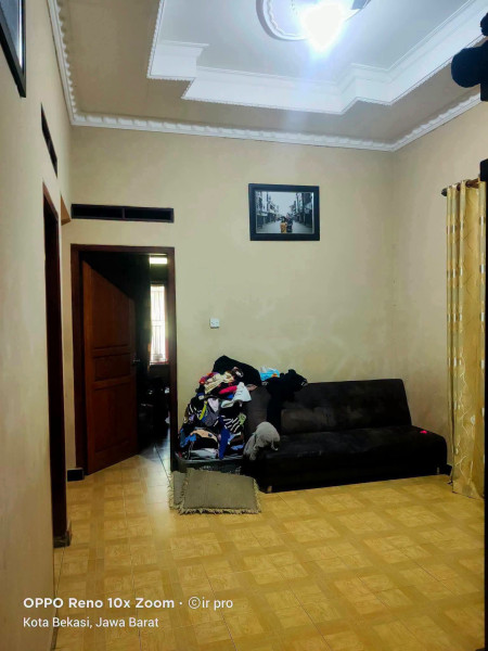 Di Jual Rumah Dan Kios — Foto 3